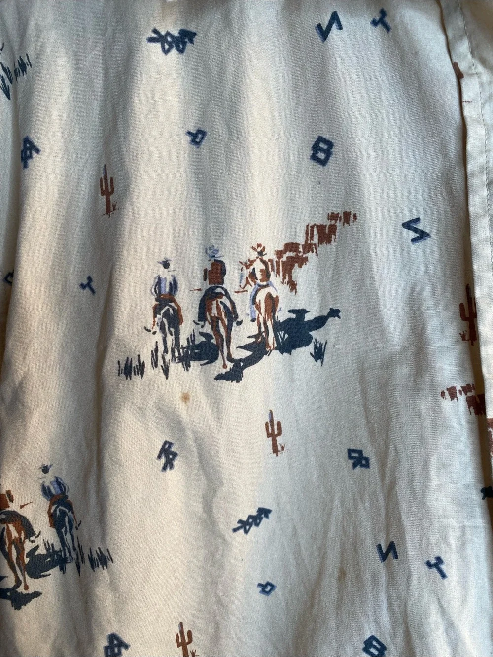 Vintage Roper Cream Short-Sleeve Western Print Button-Down Shirt UNISEX - Picture 3 of 6